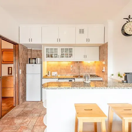 Апартаменты Guestready - Peaceful 1 Bedroom Abode In